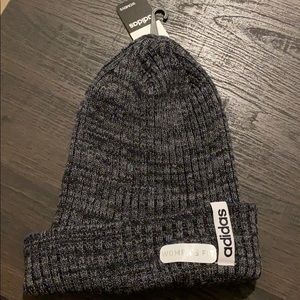 Adidas beanie✨